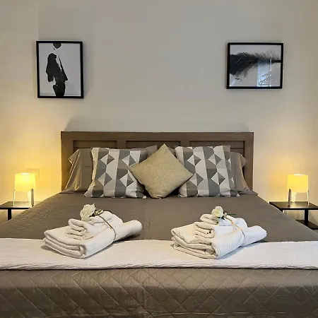 Zinbi's House شقة