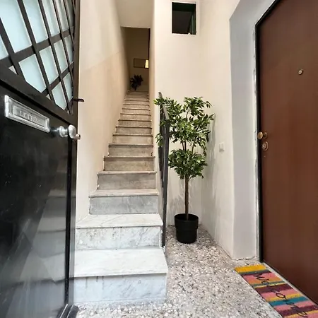 Zinbi's House 아파트 *