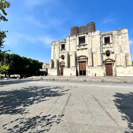 شقة Zinbi's House