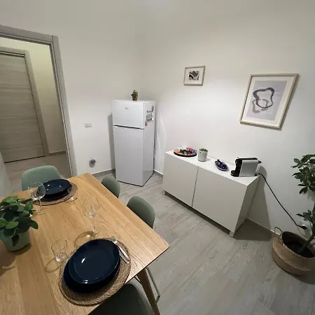 Zinbi's House Apartment Catania